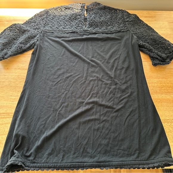 Boden Women's Black Lace Seraphina Casual Top, EUC, Size 2 - Picture 3 of 12